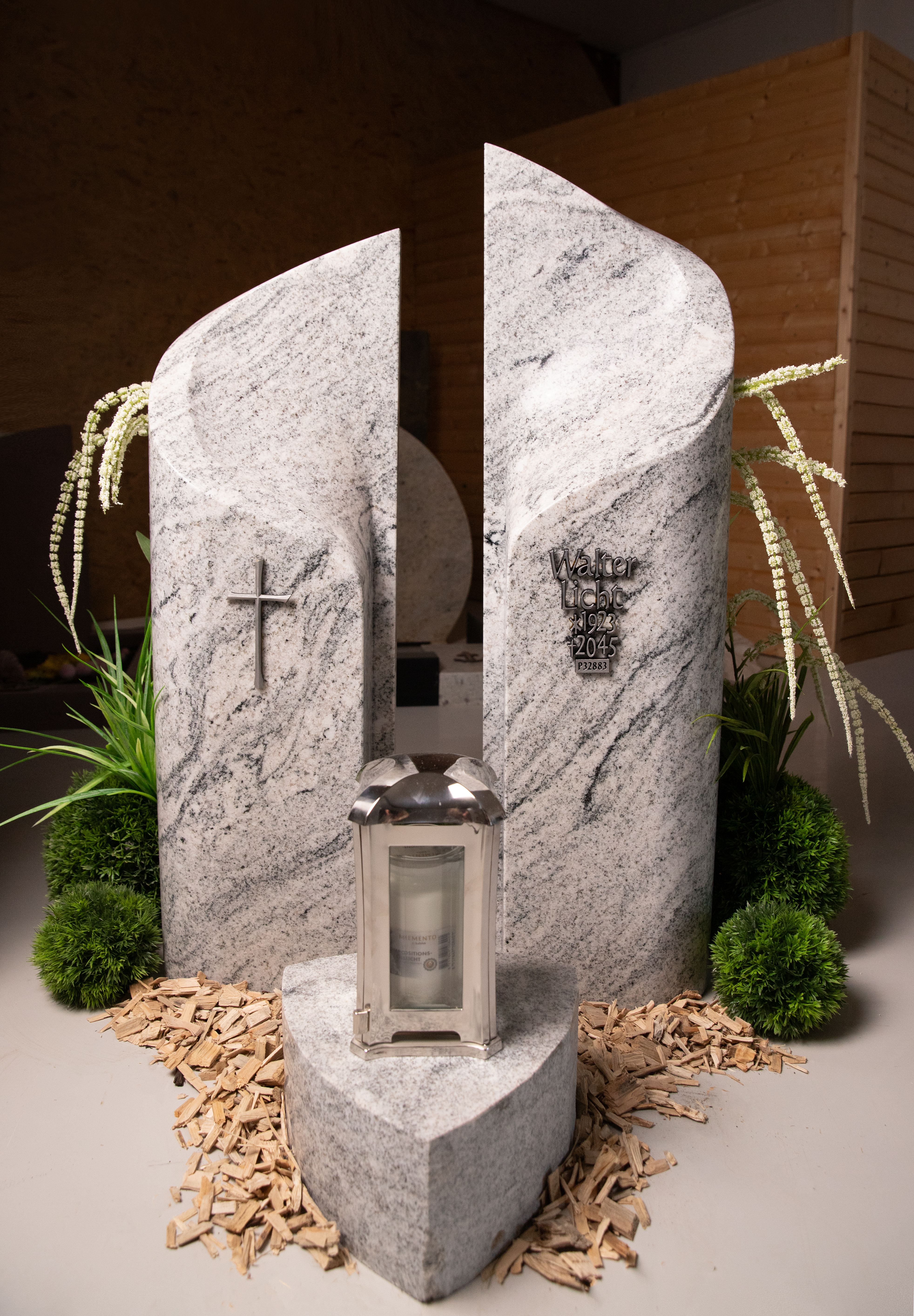 Doppelgrabstein ,,Luce" 3-teilig aus polierten Viscount White Granit