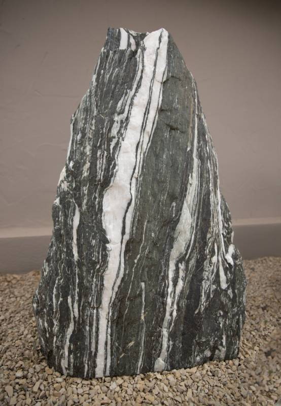 Doppelgrabstein ,,Palito" aus einem Gletscherfelsen - Ansicht 3